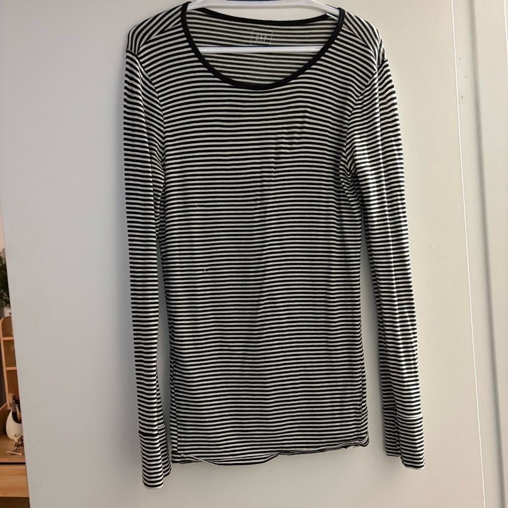 GAP black and white Striped Long Sleeve